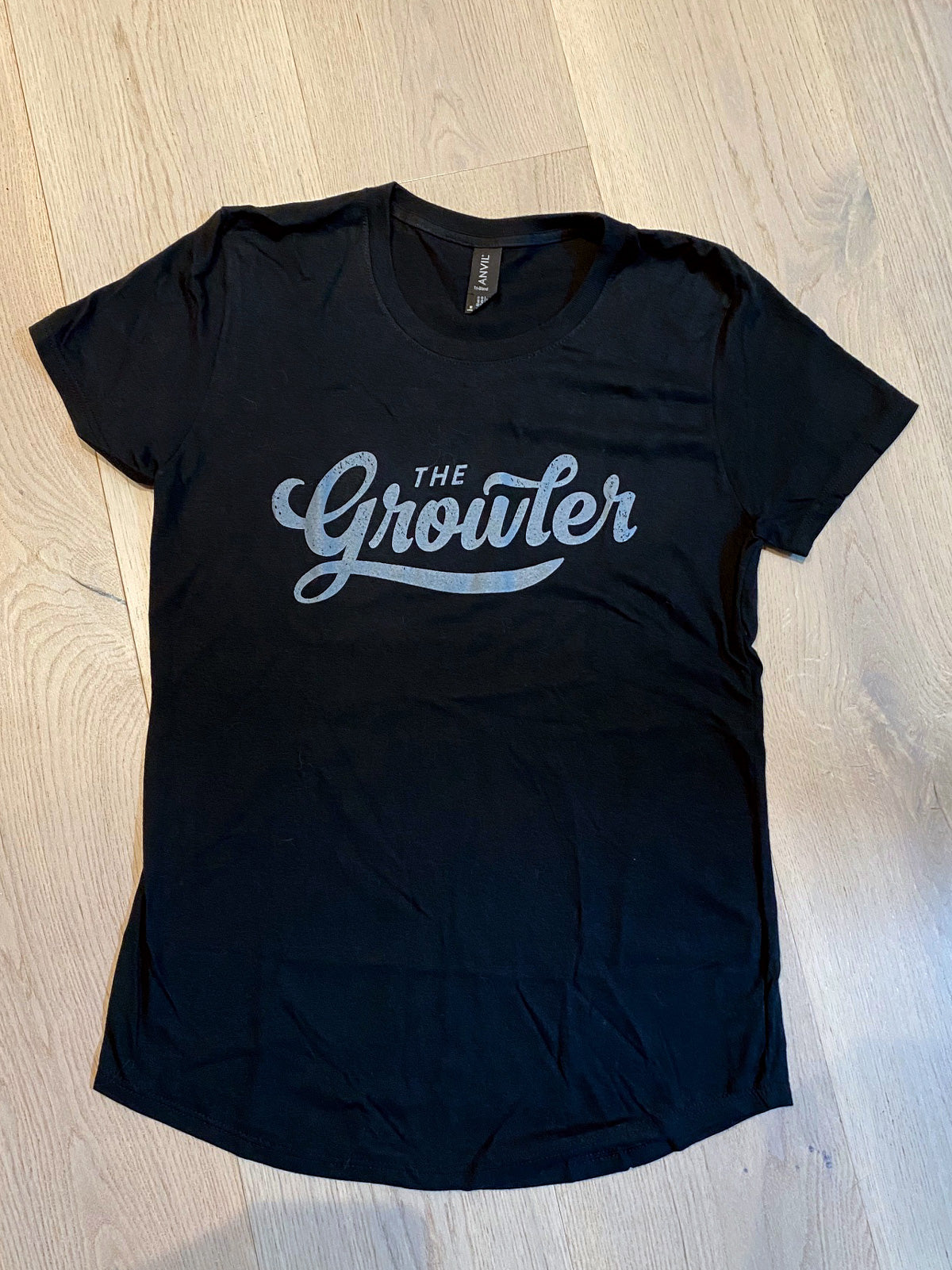 Women's Growler Script Tee Black